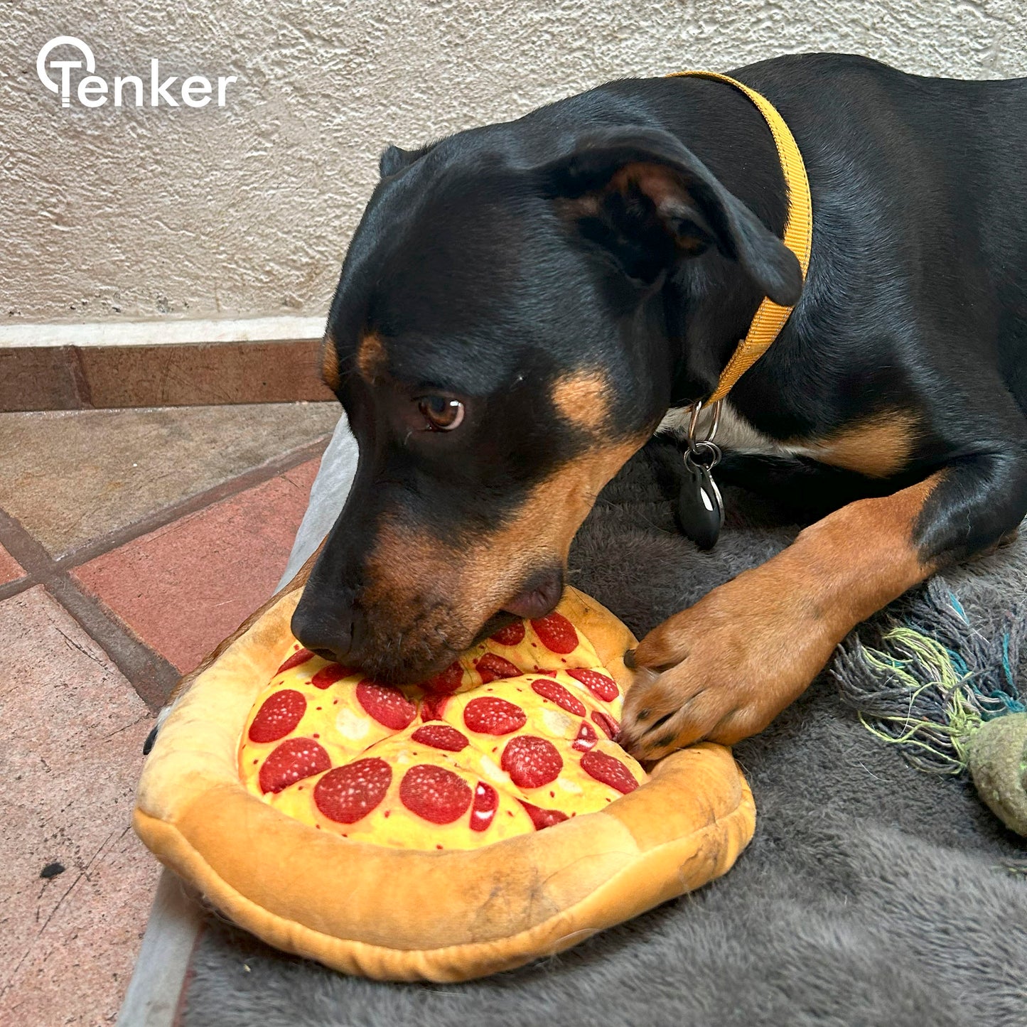 Juguete de Peluche con Sonido en Forma de Pizza