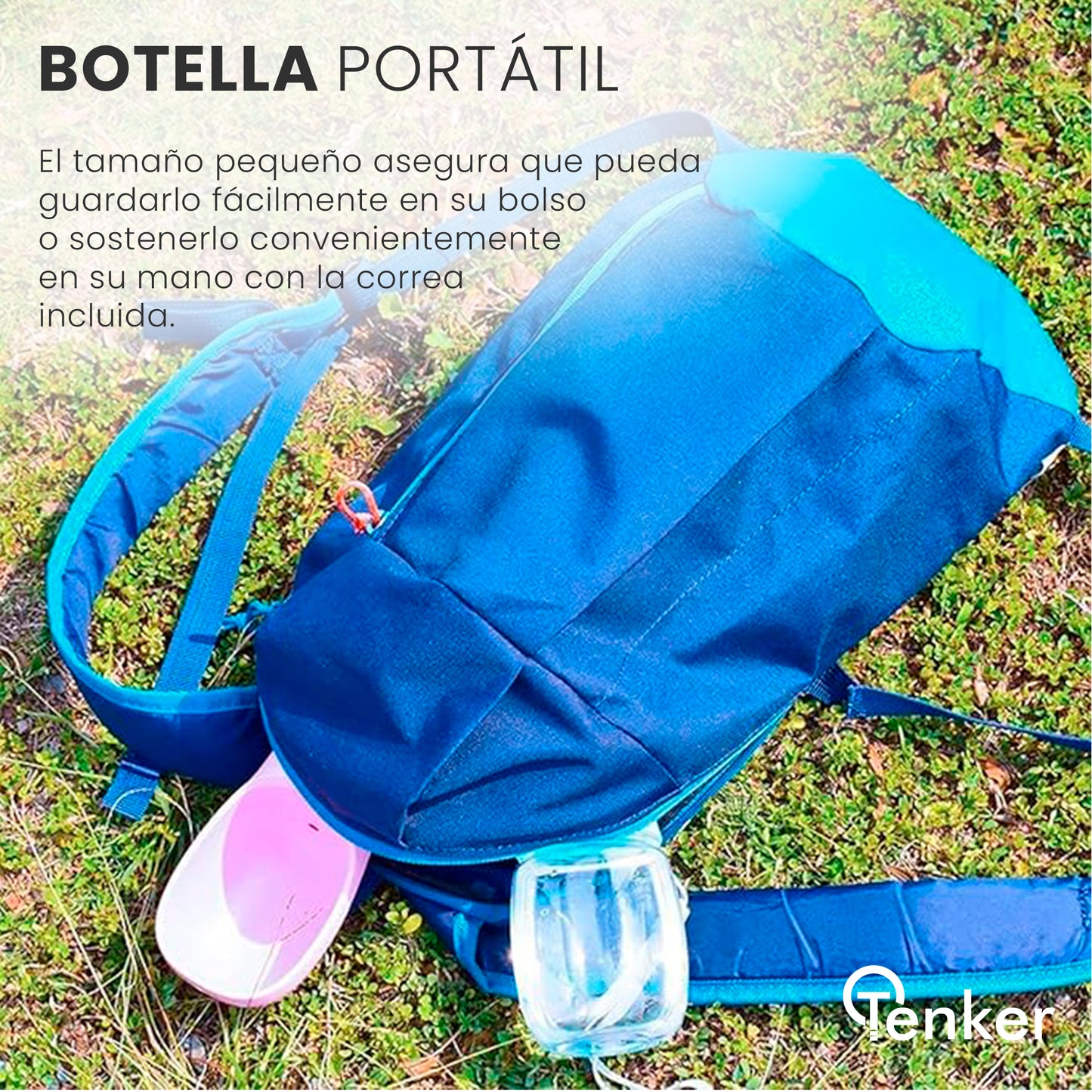 botella de agua para perros azul -lifestyle 3